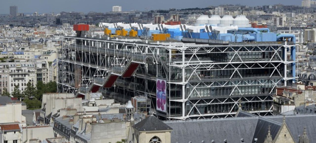 Le Centre Pompidou transperce le "plafond parisien". Photo MM-AFP