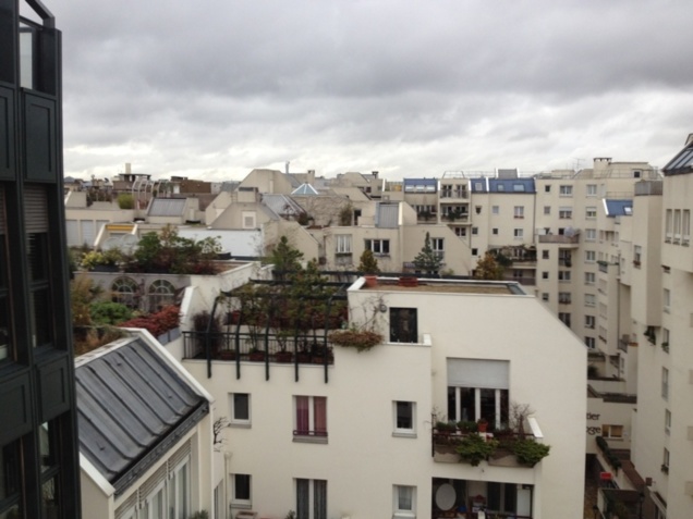 Le Quartier de l’Horloge est l’équivalent d’une ville de plus de 2000 habitants et 800 postes de travail. Ses commerces accueillent plusieurs milliers de personnes chaque jour. Le Quartier de l’Horloge est l’équivalent d’une ville de plus de 2000 habitants et 800 postes de travail. Ses commerces accueillent plusieurs milliers de personnes chaque jour.